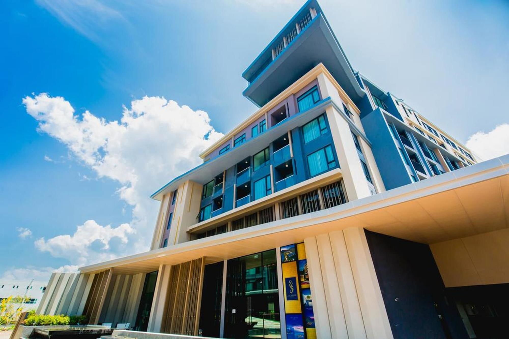The Aristo By Holy Cow 201 Apartment Phuket ภายนอก รูปภาพ