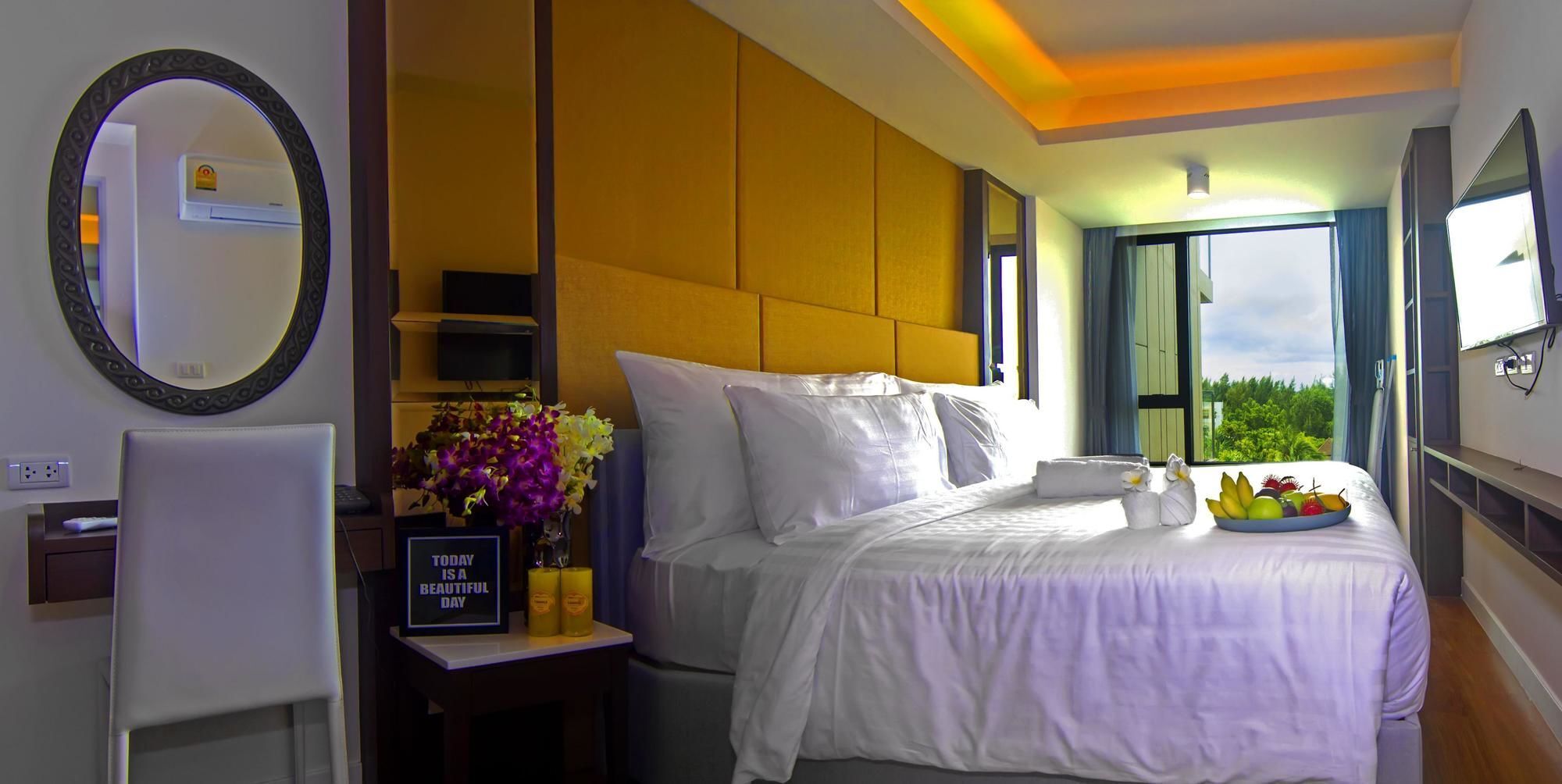 The Aristo By Holy Cow 201 Apartment Phuket ภายนอก รูปภาพ