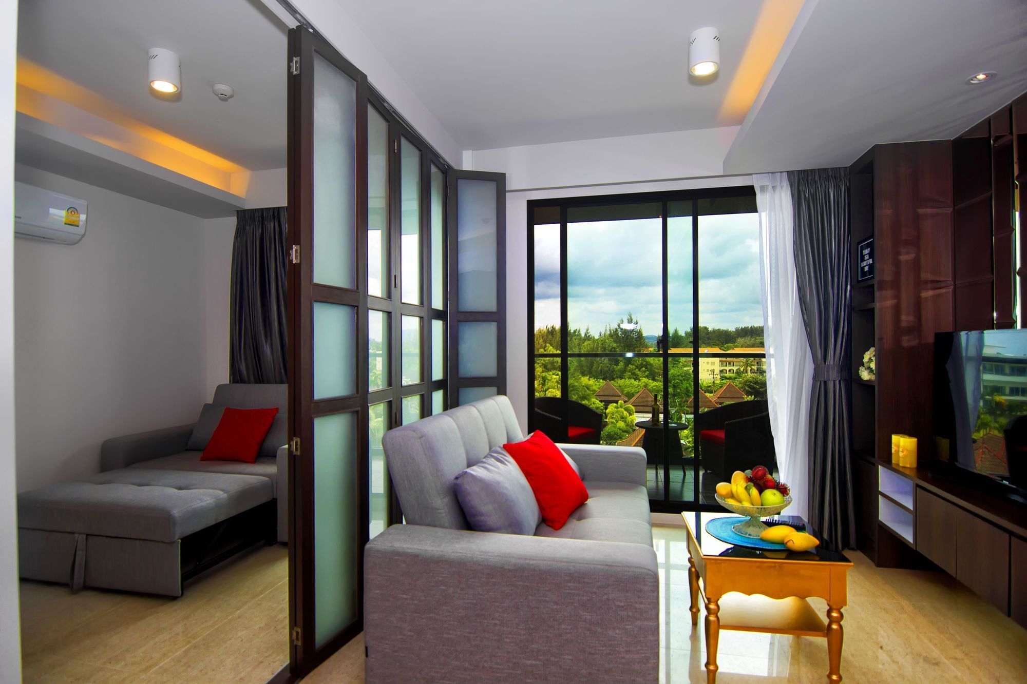 The Aristo By Holy Cow 201 Apartment Phuket ภายนอก รูปภาพ